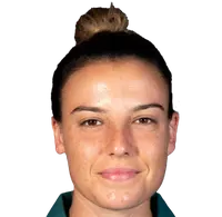 Chloe Logarzo headshot