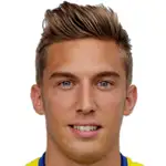 Konstantin Kerschbaumer headshot