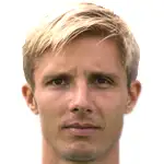 Philipp Netzerdisparo a la cabeza