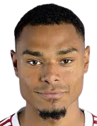 Sacha Banse headshot