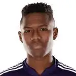 Andrés Perea headshot