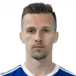 Mislav Oršićdisparo a la cabeza