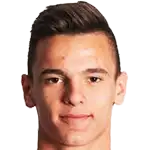 Nikola Moro headshot