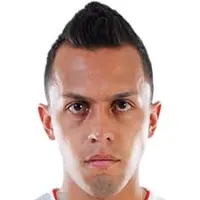 Edison Vega headshot