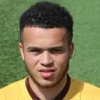 Louis John foto de rosto