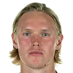 Fredrik Jensendisparo a la cabeza