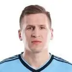 Robin Loddisparo a la cabeza