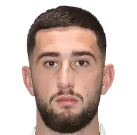 Amir Adouyev foto de rosto