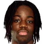 Ismael Doukouredisparo a la cabeza