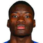 Lucien Agoumédisparo a la cabeza