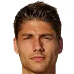 Paul Lasnedisparo a la cabeza