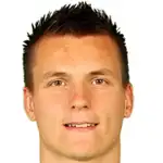 Kevin Müllerdisparo a la cabeza