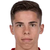 Luis Jakobi headshot