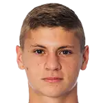 Márton Dárdaidisparo a la cabeza