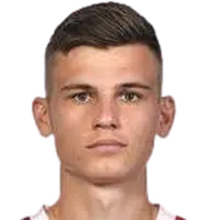 Yannik Engelhardt headshot