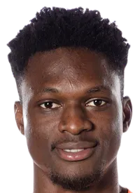 Emmanuel Agyemang Duahdisparo a la cabeza