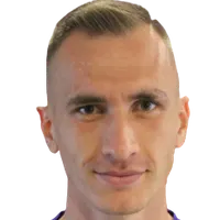 Csaba Belényesidisparo a la cabeza