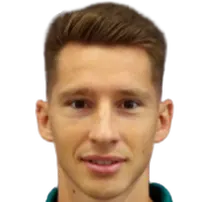 Róbert Kőváridisparo a la cabeza