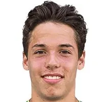 Szánthó Regő foto de rosto