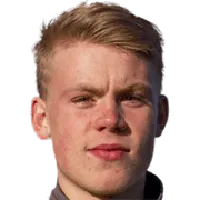 Ágúst Hlynssondisparo a la cabeza