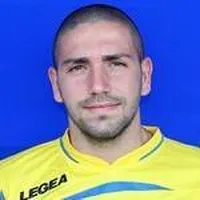 Roberto Crivello headshot