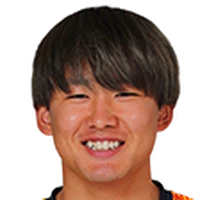 Haruki Izawadisparo a la cabeza