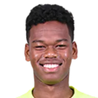 Keita Buwanikadisparo a la cabeza