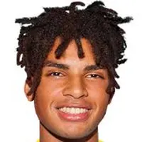 Yannick Yankamdisparo a la cabeza