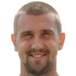 Aleksandr Kutjindisparo a la cabeza