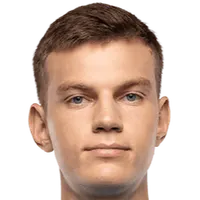 Danila Khotulevdisparo a la cabeza