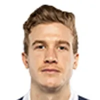 Nick Moondisparo a la cabeza